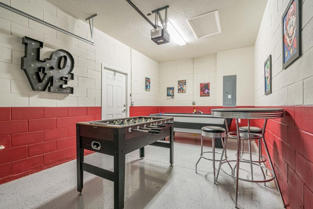 WINDSOR AT WESTSIDE PH 1 - Residential