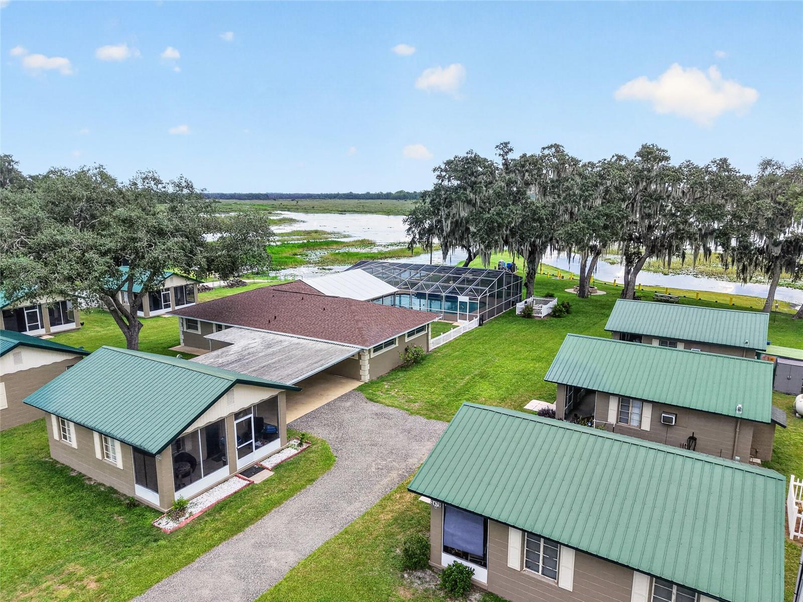 2489 N LAKEFRONT DRIVE