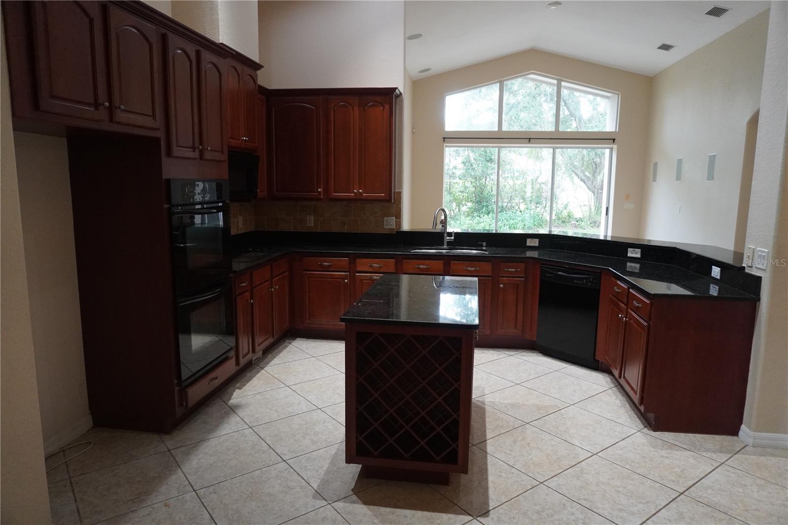 3439 HICKORY HAMMOCK LOOP