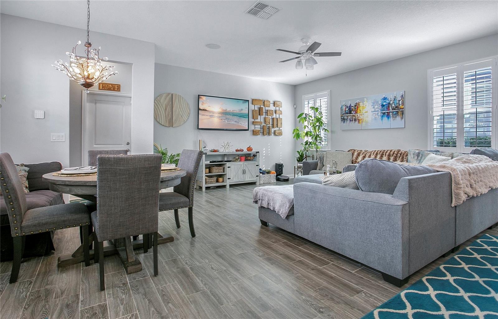 Casas a venda 4 - Jen Dantas 11879 FICTION AVENUE