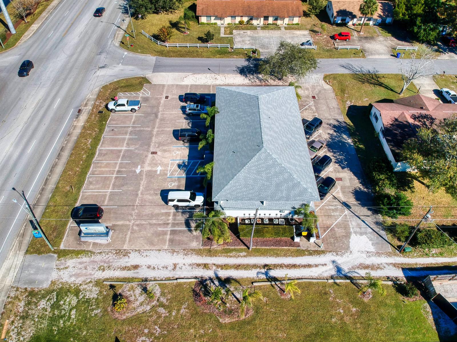 Florida Shores 01 - Commercial Lease