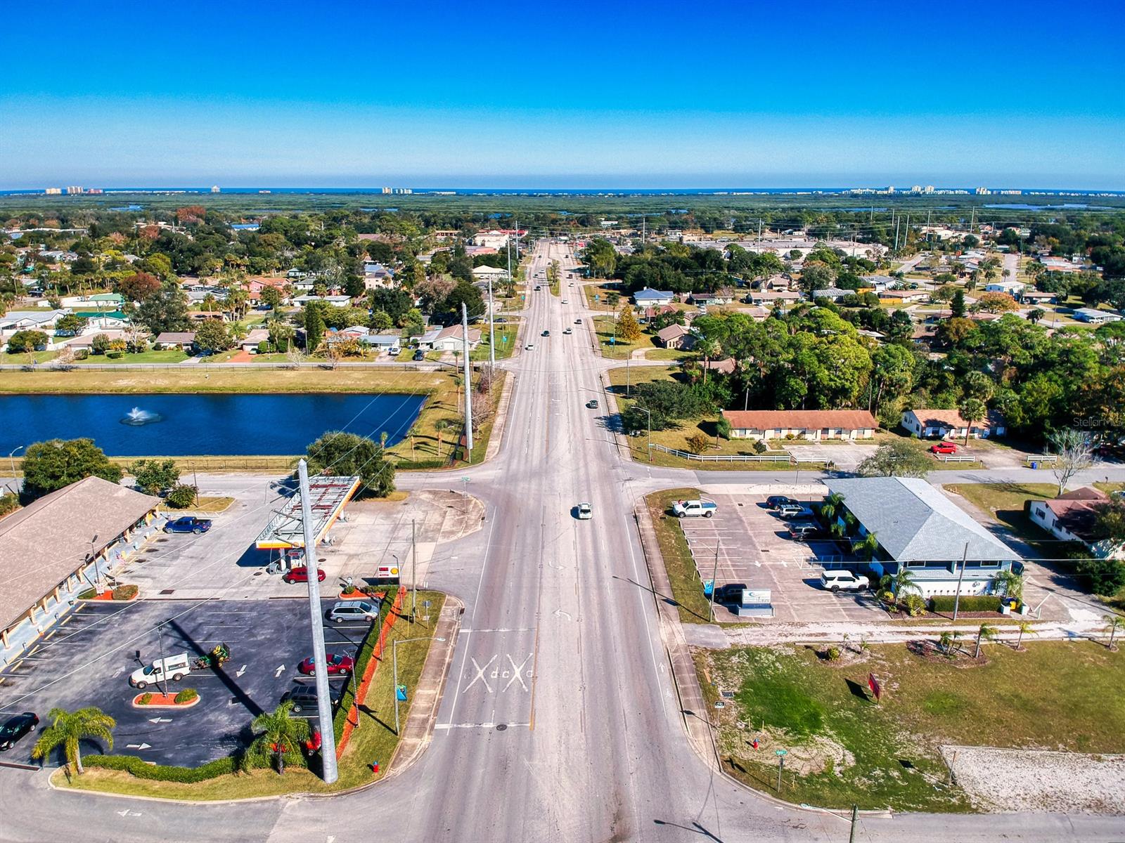 Florida Shores 01 - Commercial Lease