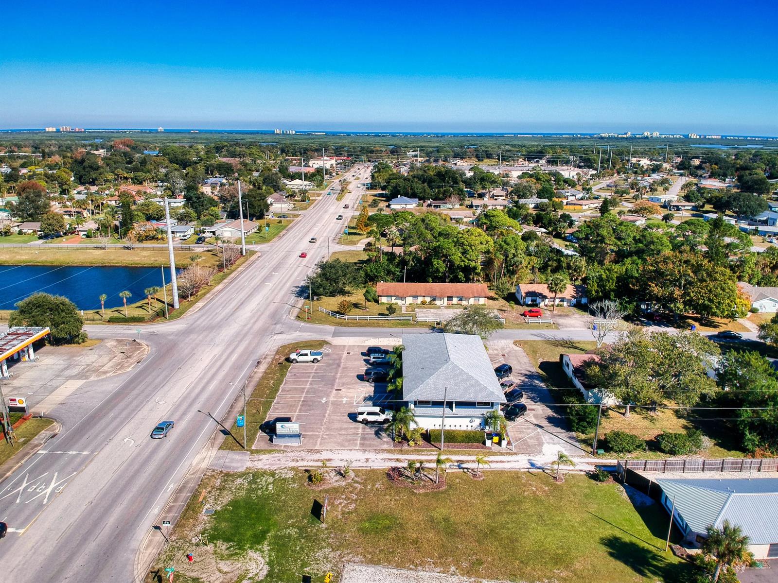 Florida Shores 01 - Commercial Lease