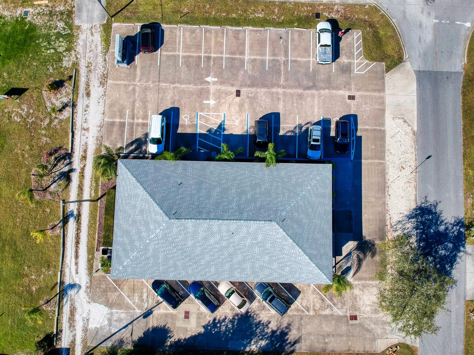 Florida Shores 01 - Commercial Lease