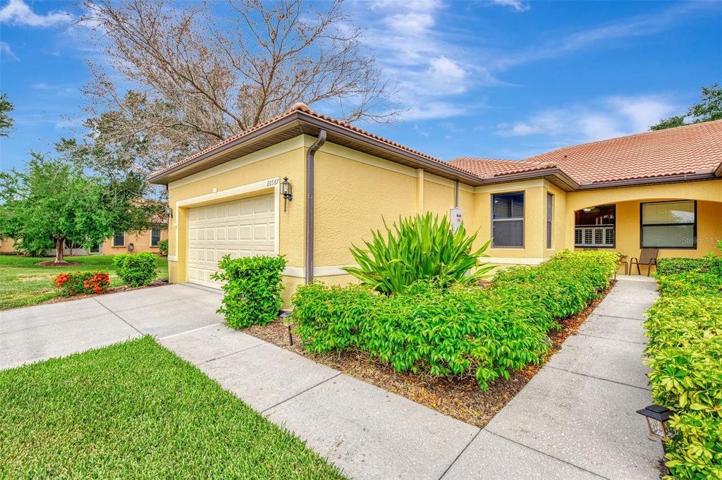 Photo of 20567 Cornaro Court, Venice, FL 34292 (MLS # N6144634)