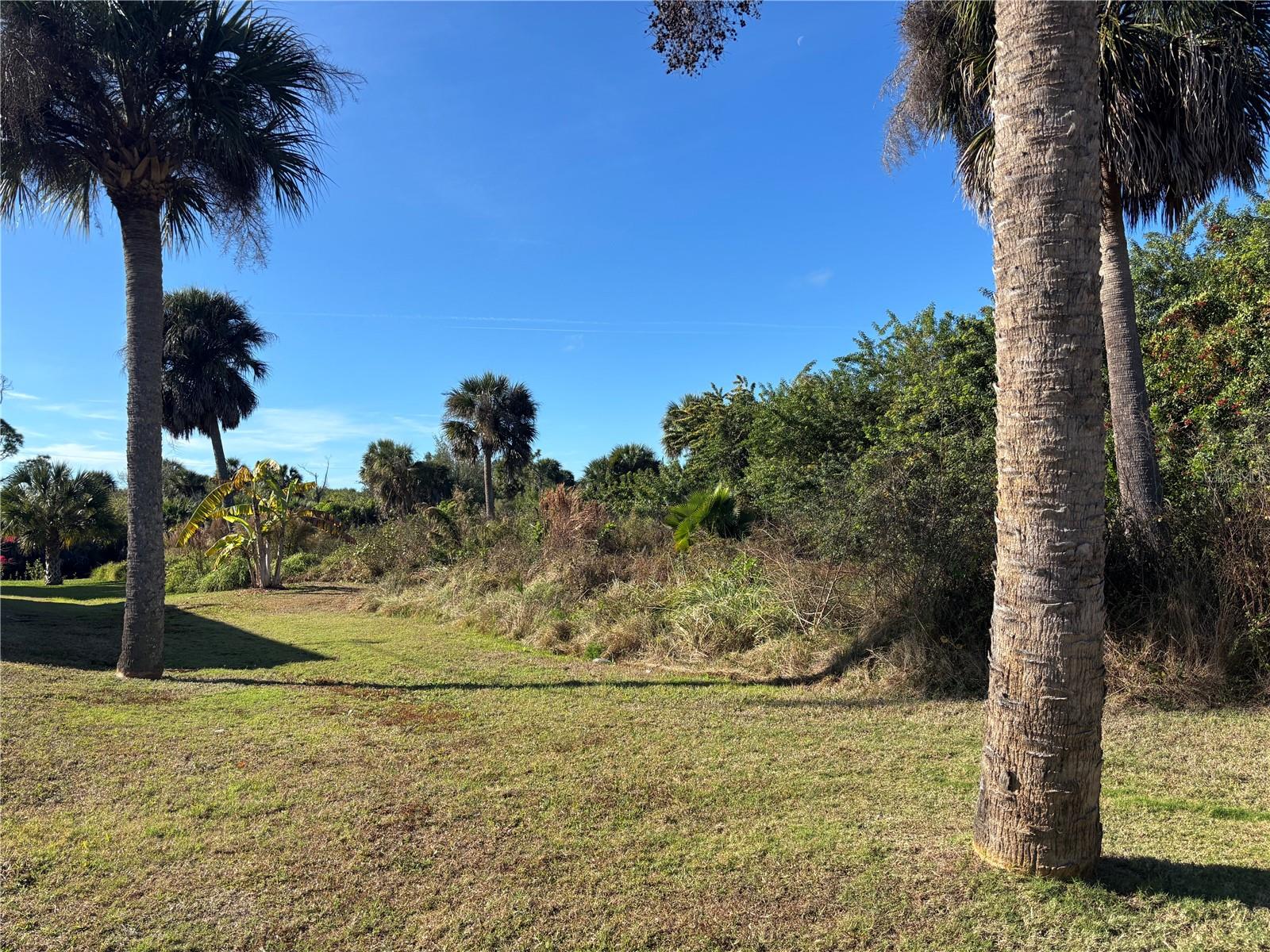 PORT CHARLOTTE SEC 061 - Land