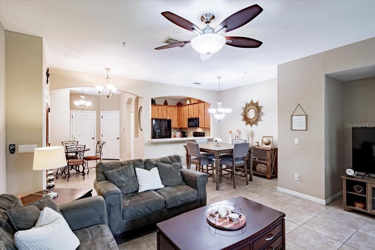 1941 SUNSET PALM DRIVE