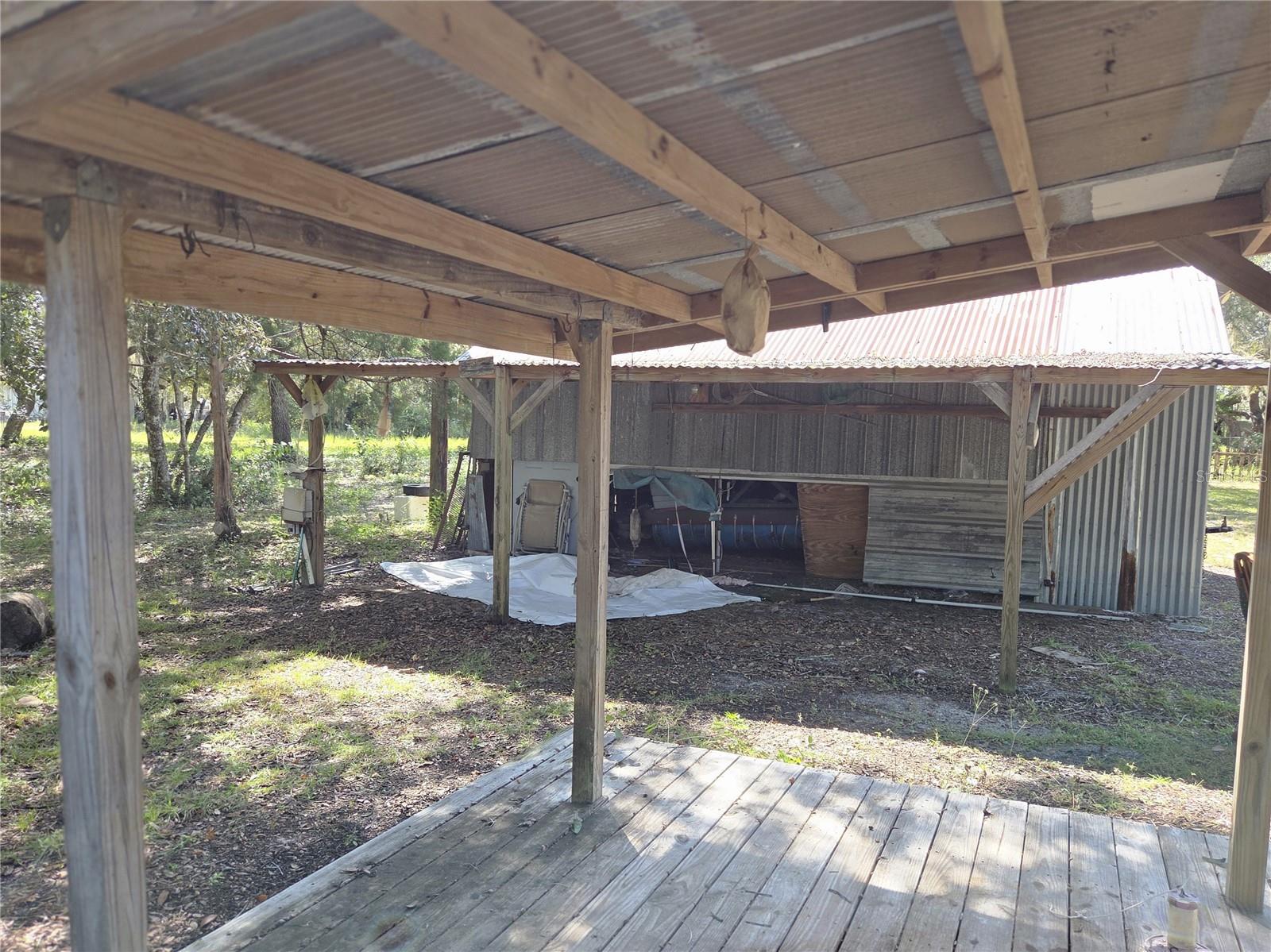 LAZY ARCES - Residential