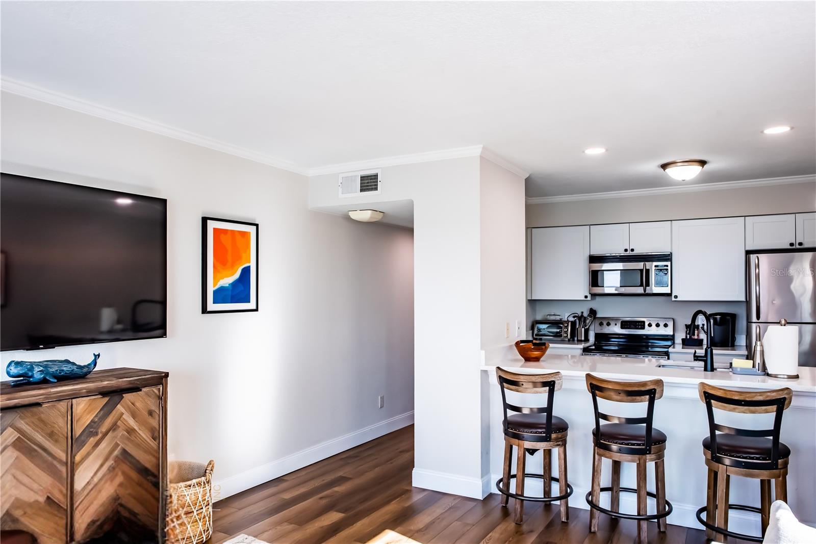 SAILPORT RESORT CONDO ON - Residential