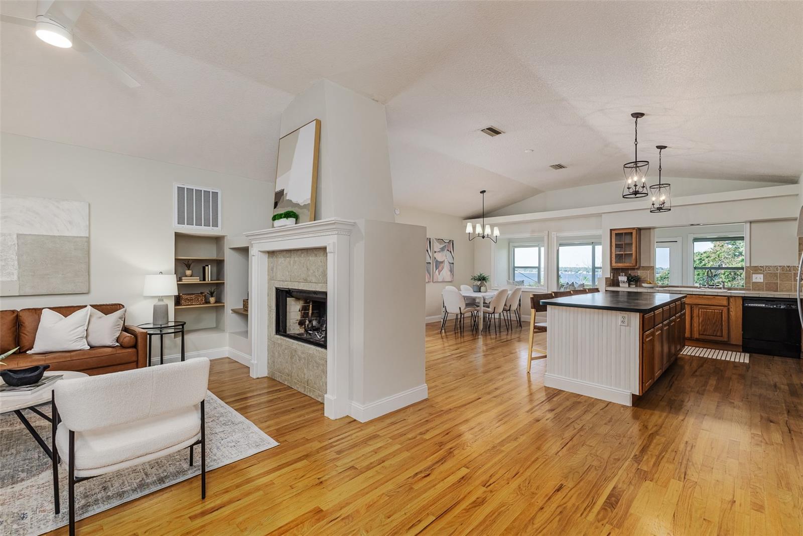 819 SEMINOLE ROAD