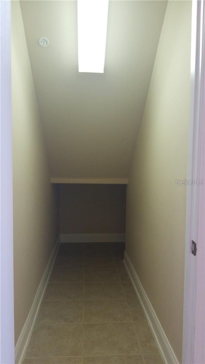 TOSCANA - Residential Lease