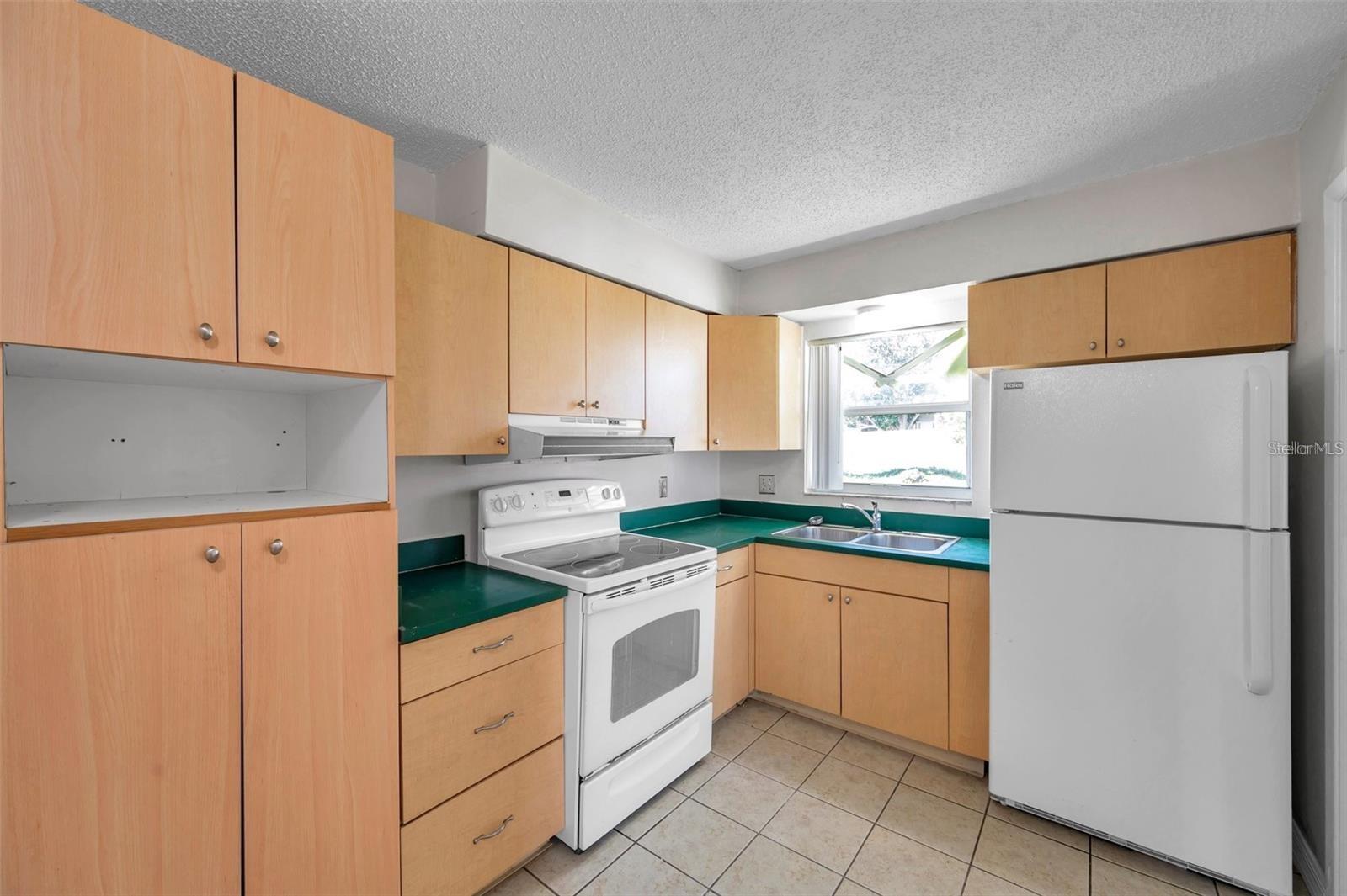 WHITEGATES SUB - Residential Income