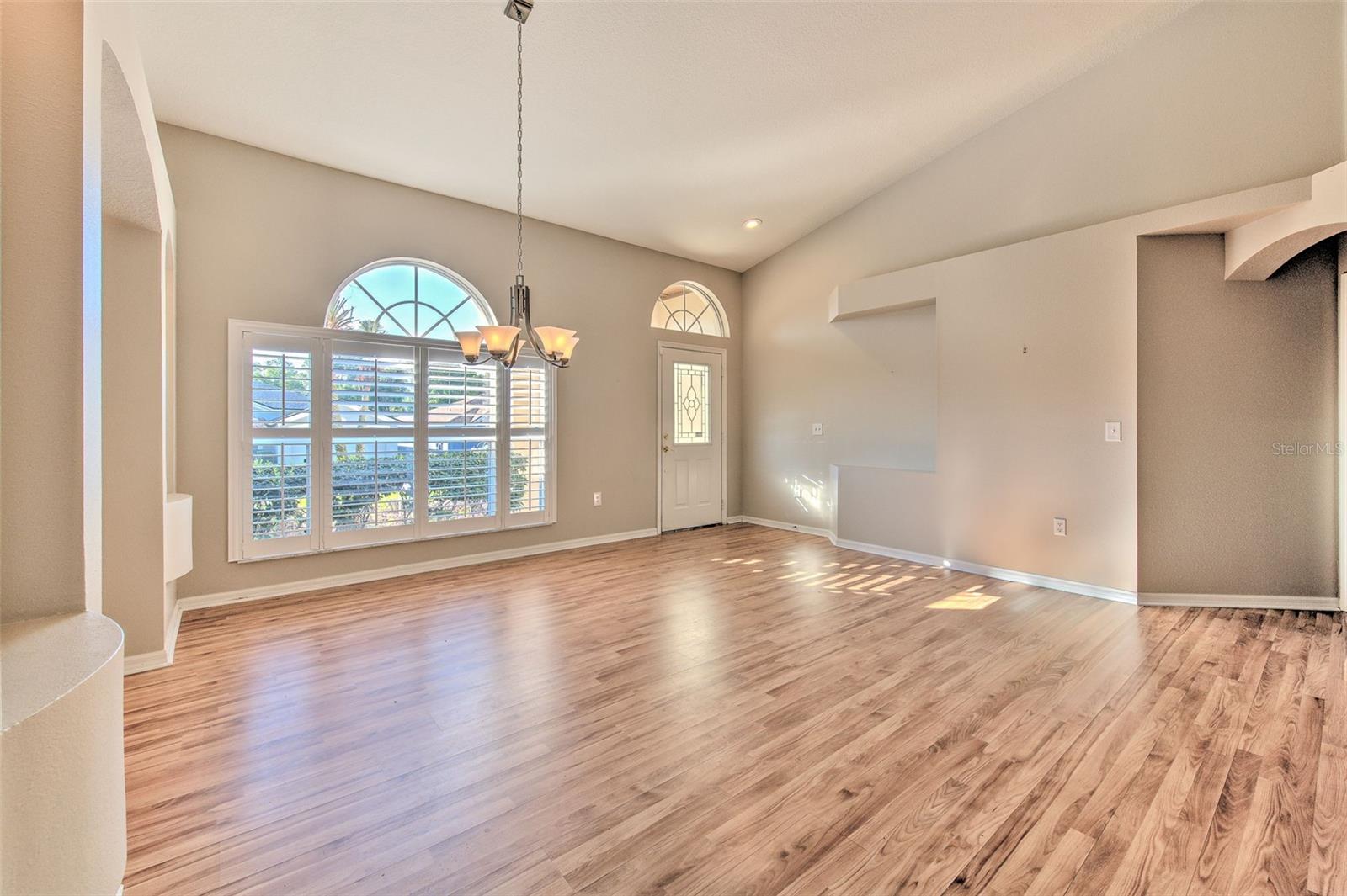 4719 PORTOBELLO CIRCLE