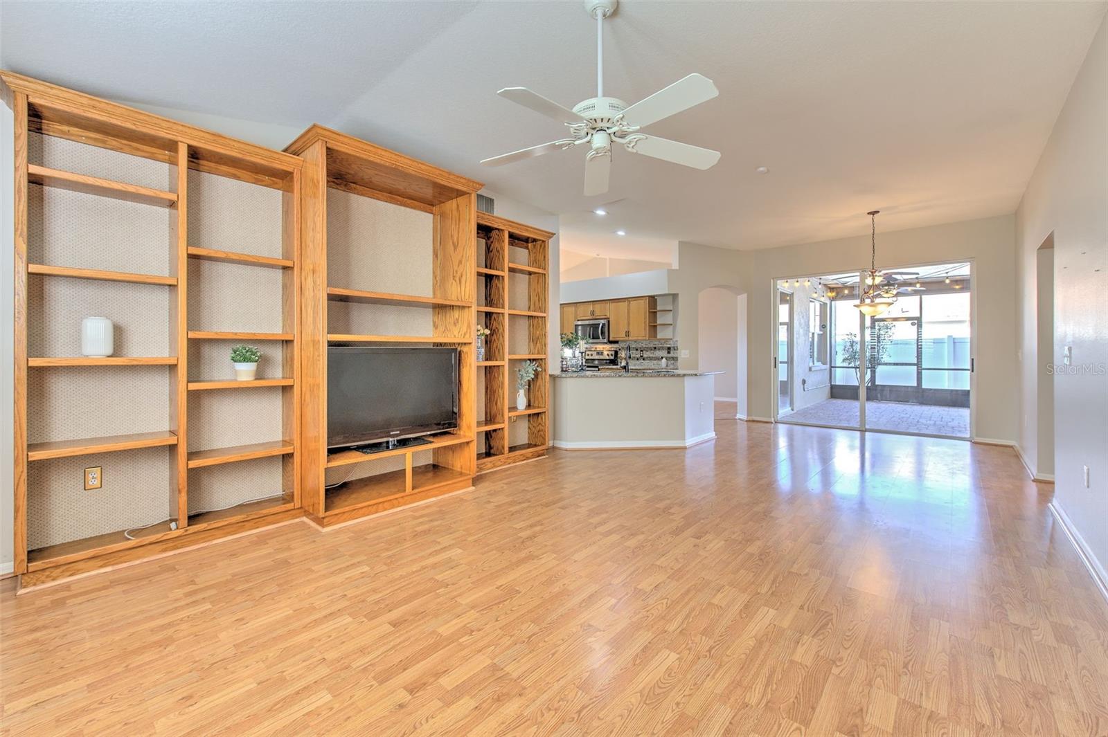 BLOOMINGDALE SEC DD PH - Residential