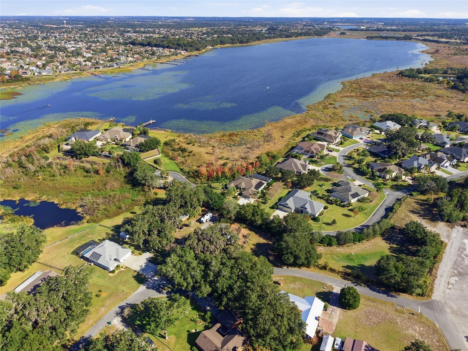 ROLLING HILLS MANOR - Residential