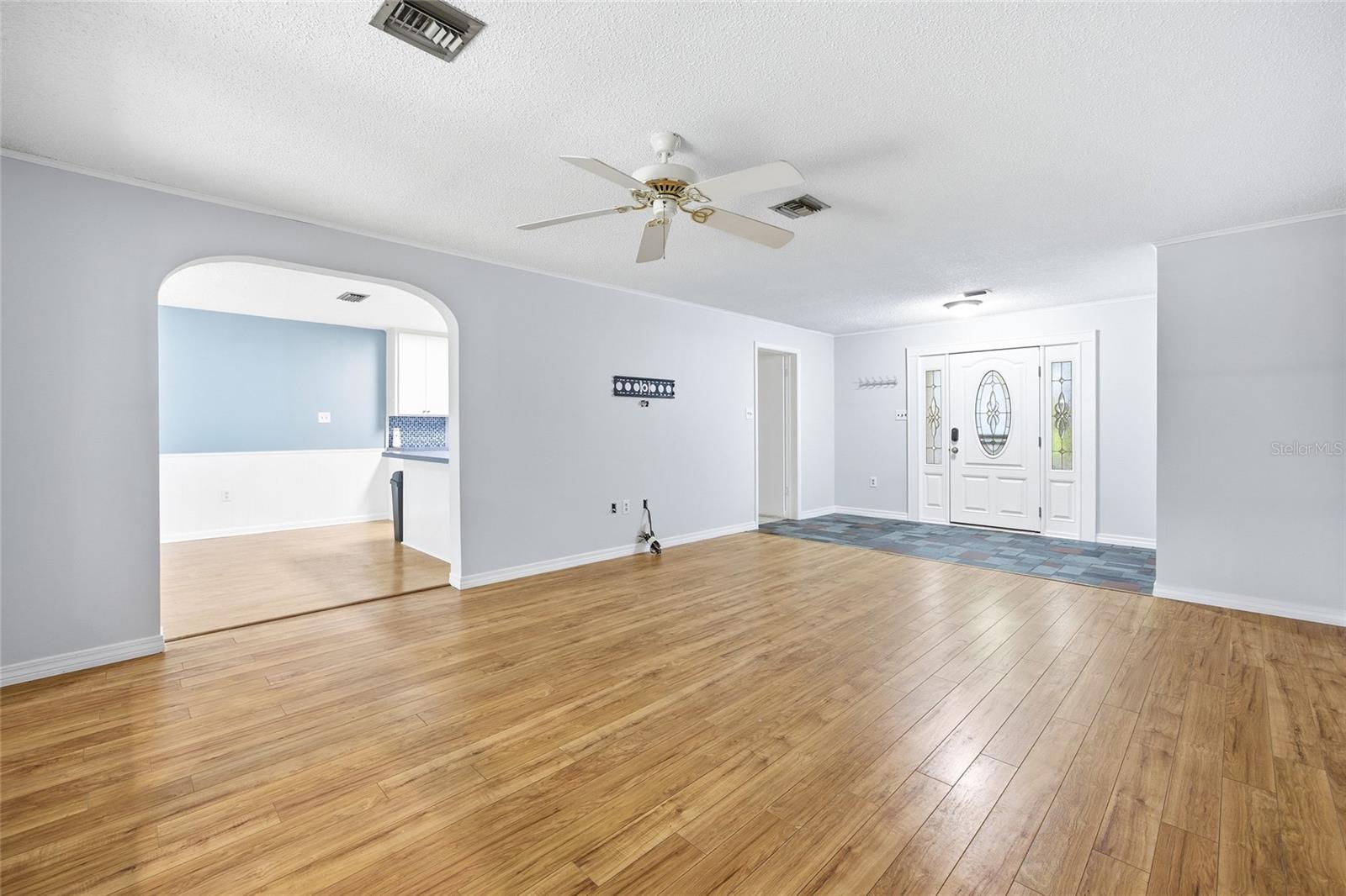 ROLLING HILLS MANOR - Residential