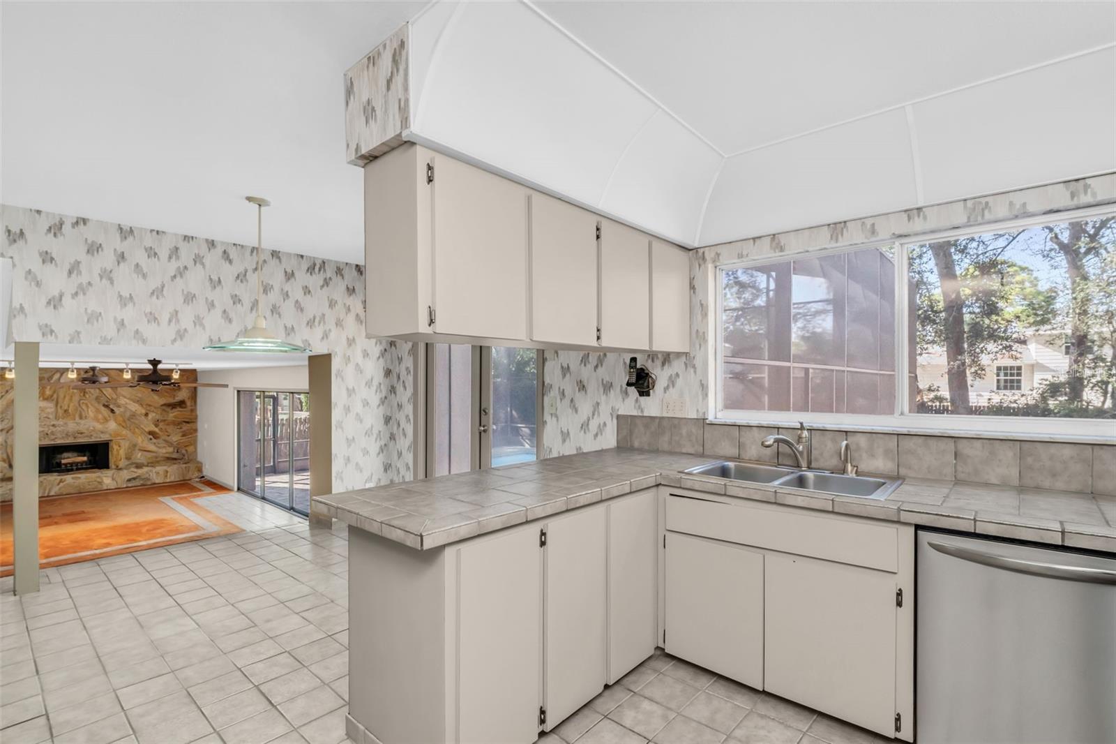 WHISPERING PINES FOREST 5TH ADD - Residential