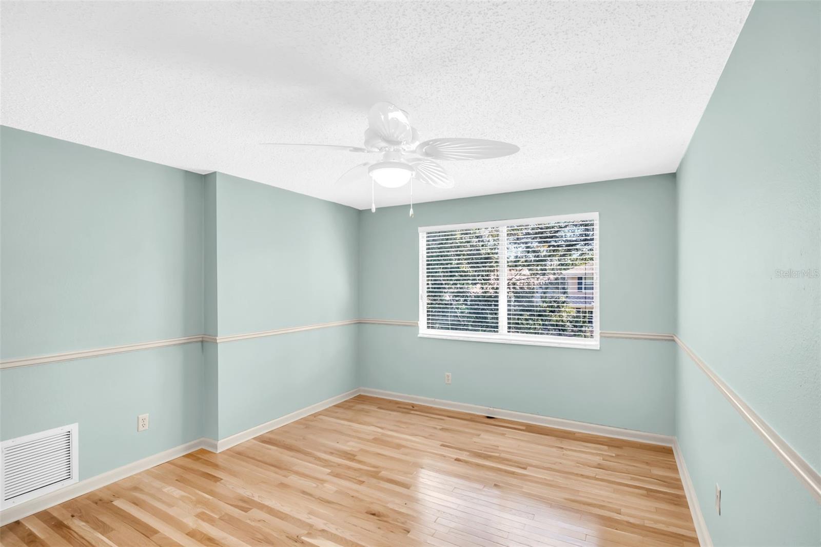 WHISPERING PINES FOREST 5TH ADD - Residential