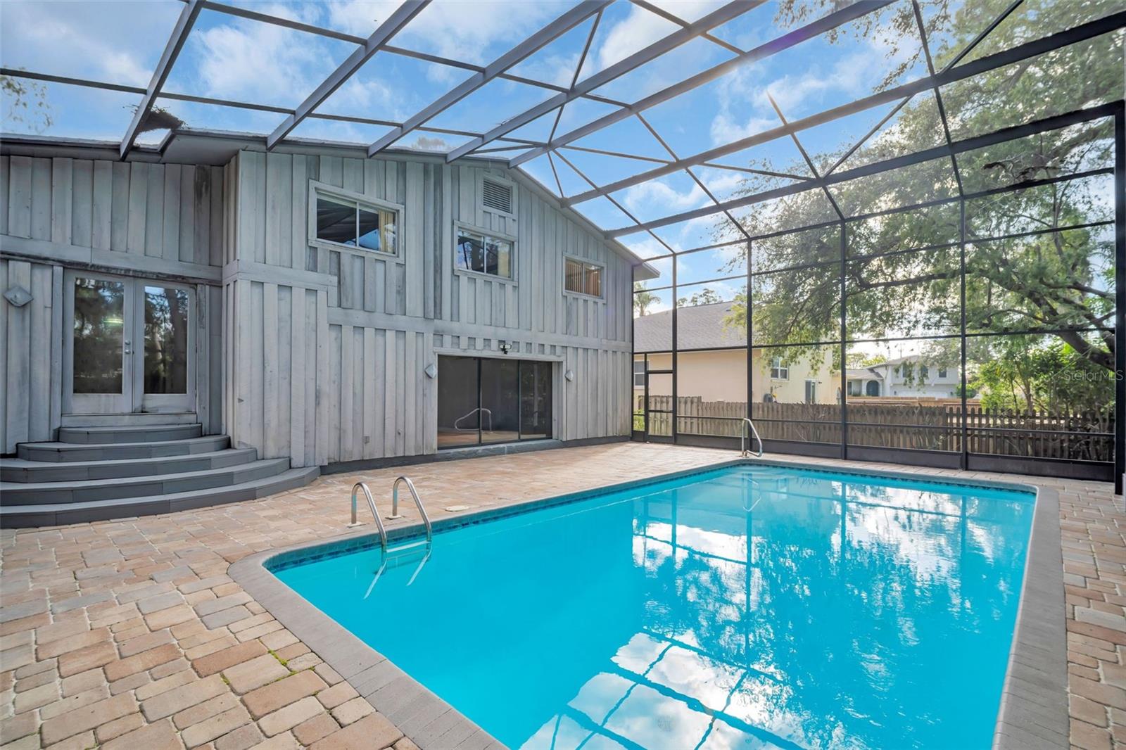 WHISPERING PINES FOREST 5TH ADD - Residential