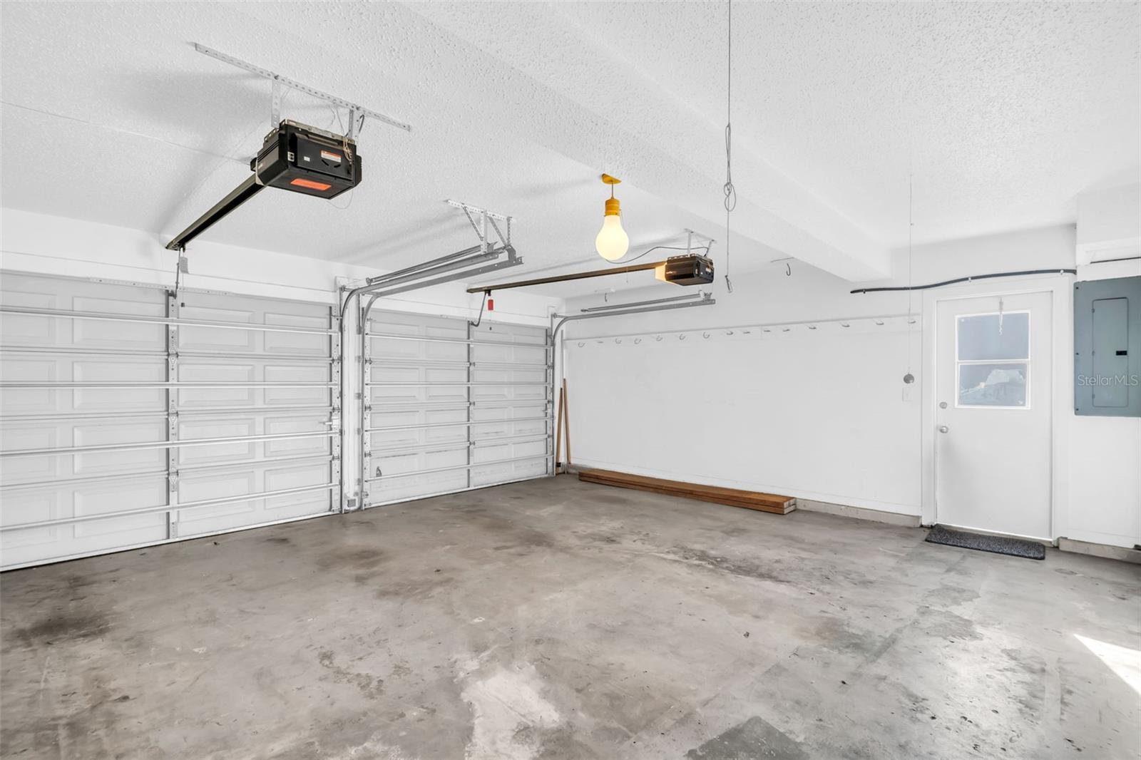 WHISPERING PINES FOREST 5TH ADD - Residential