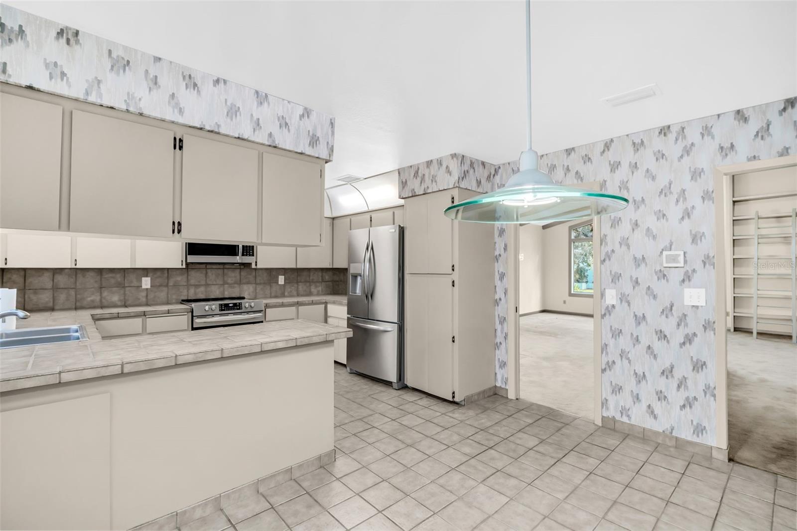 WHISPERING PINES FOREST 5TH ADD - Residential