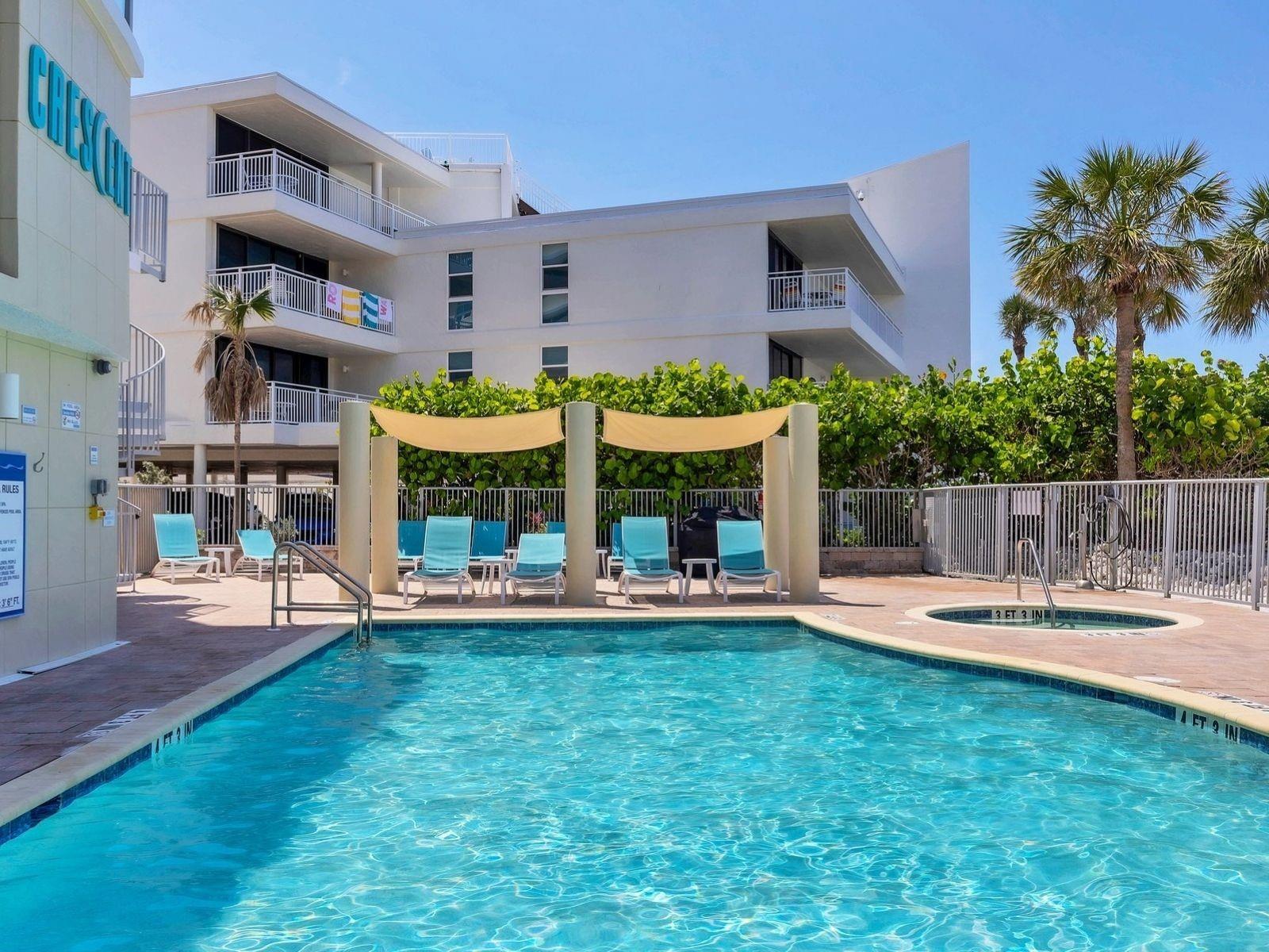 CRESCENT SIESTA KEY - Residential