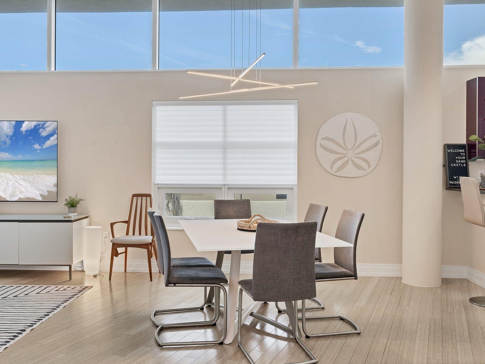 CRESCENT SIESTA KEY - Residential