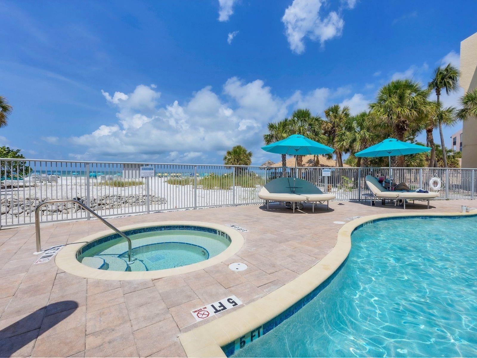CRESCENT SIESTA KEY - Residential