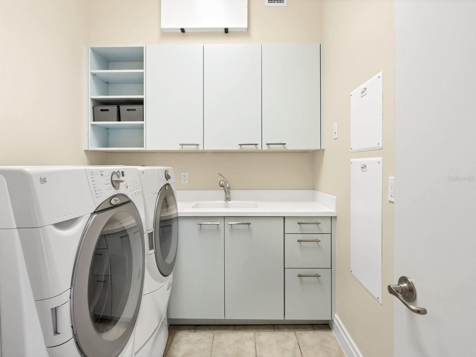 CRESCENT SIESTA KEY - Residential