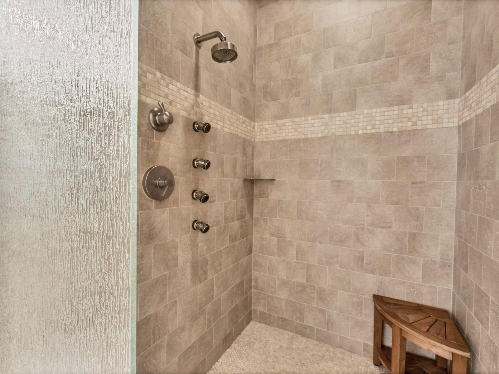 CRESCENT SIESTA KEY - Residential