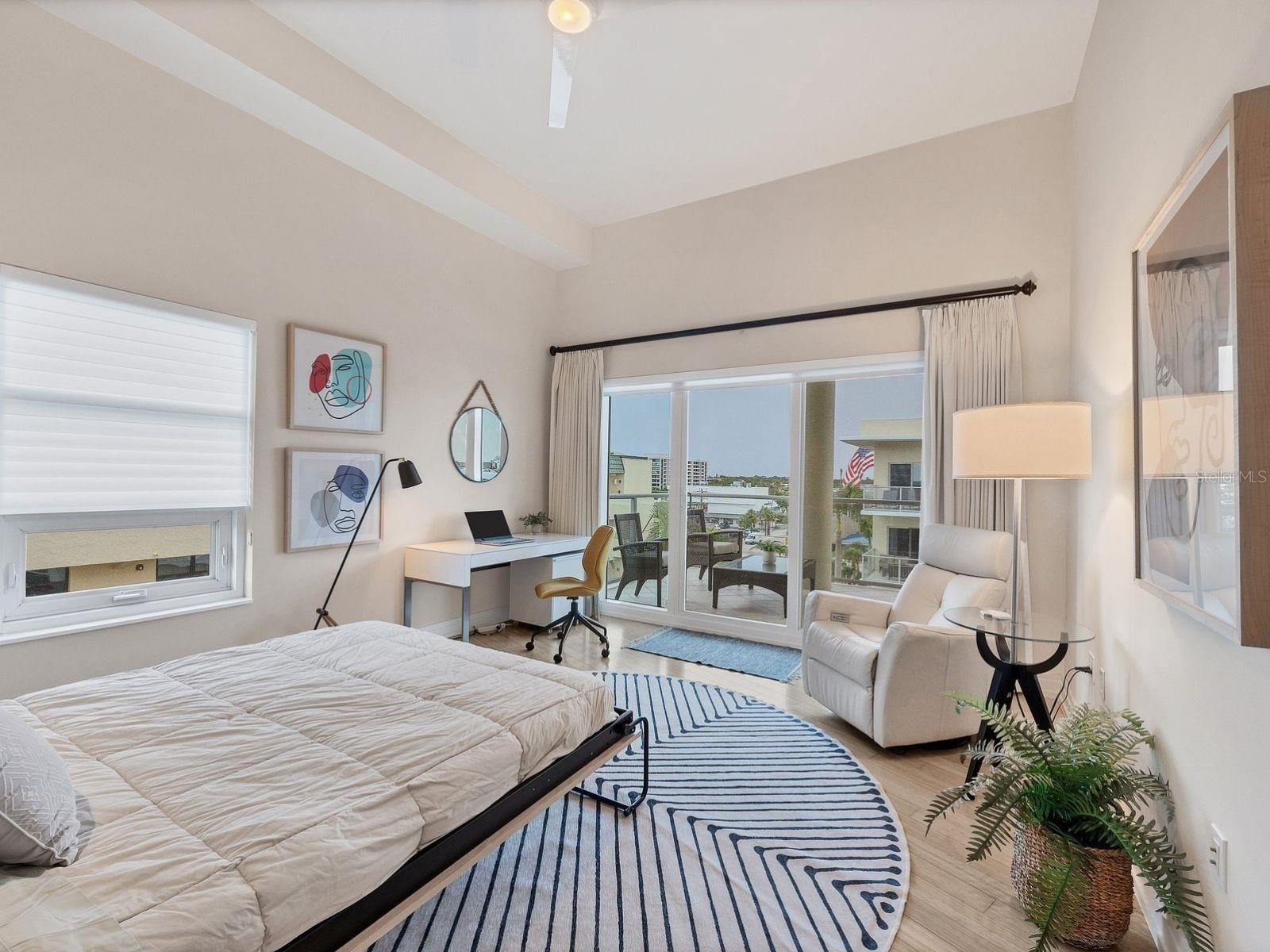 CRESCENT SIESTA KEY - Residential