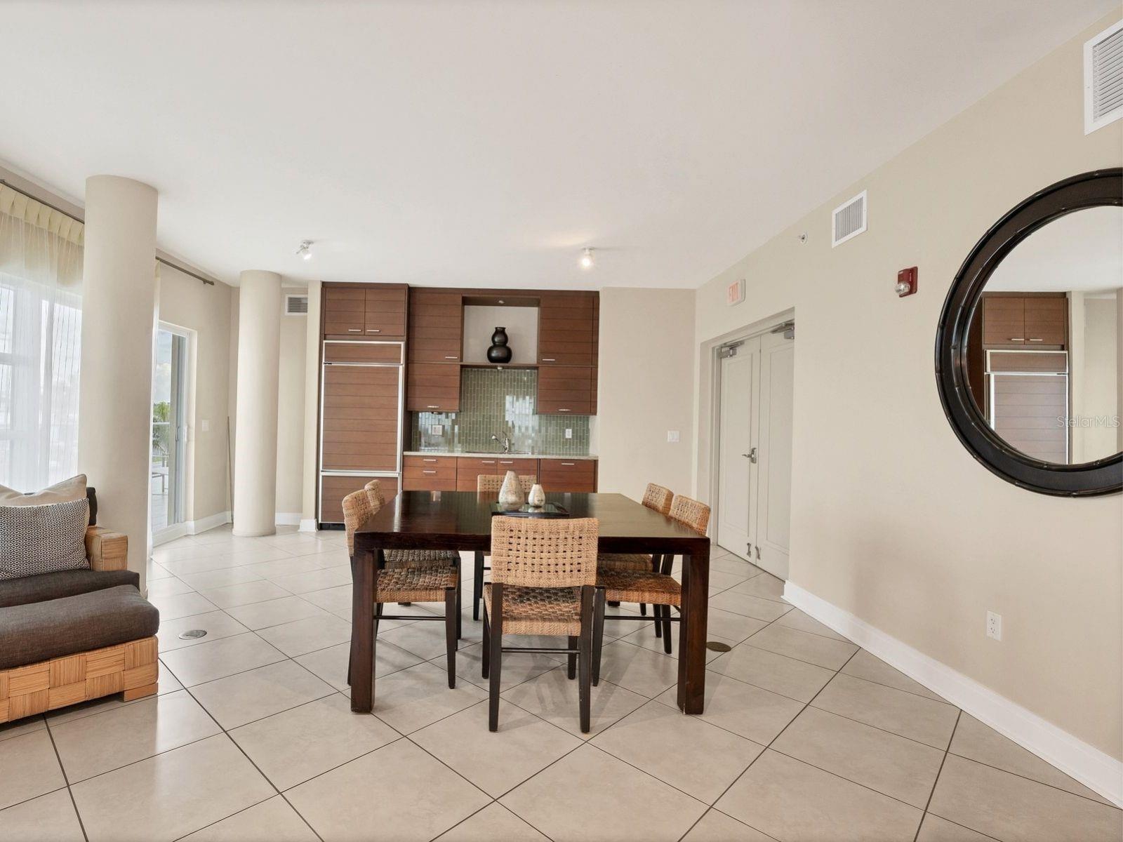 CRESCENT SIESTA KEY - Residential