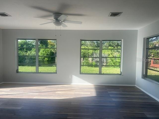 MAY TERRACE - Residential
