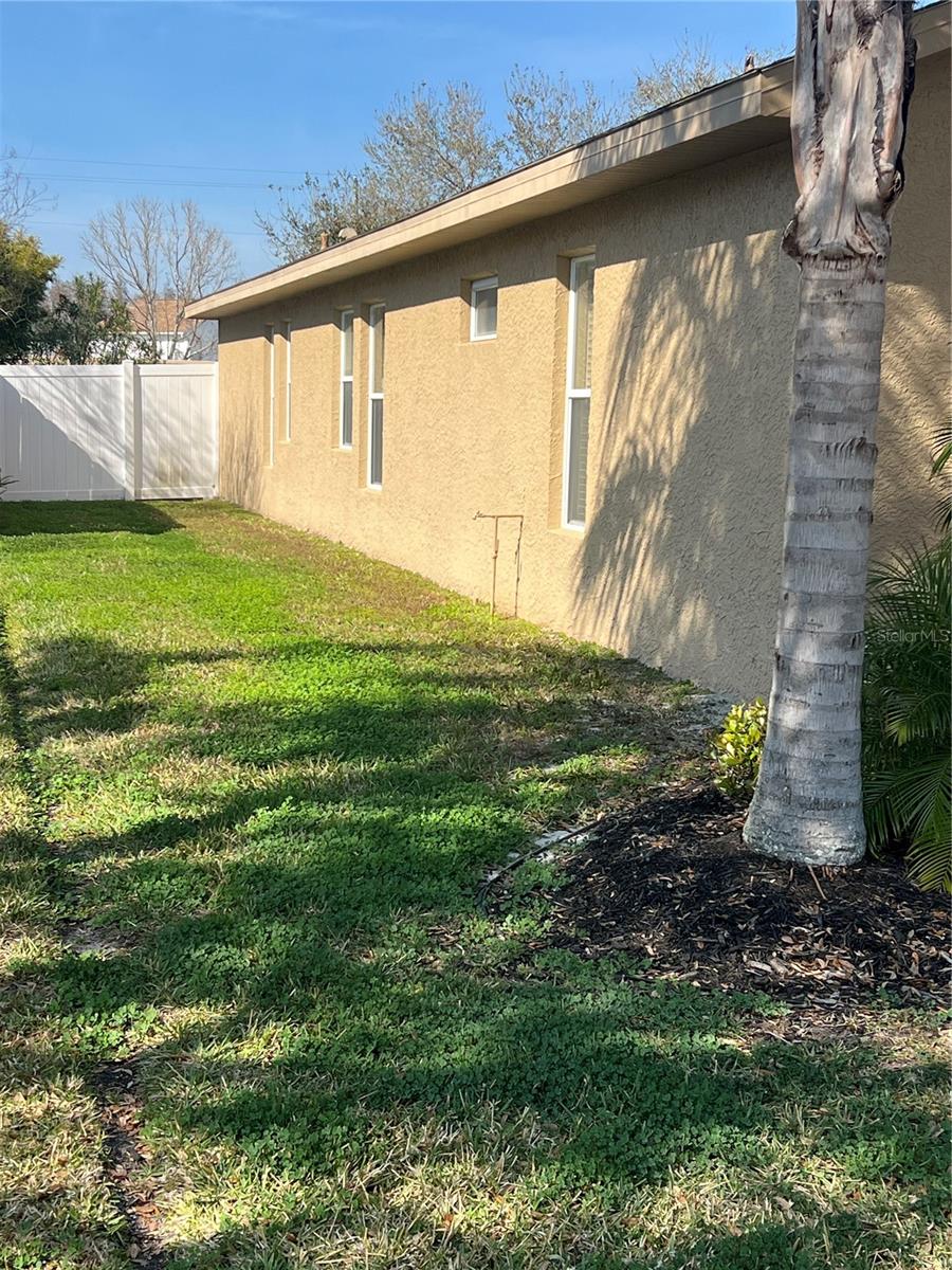 FOUNTAINS AT CYPRESS LAKES II-B THE - Residential