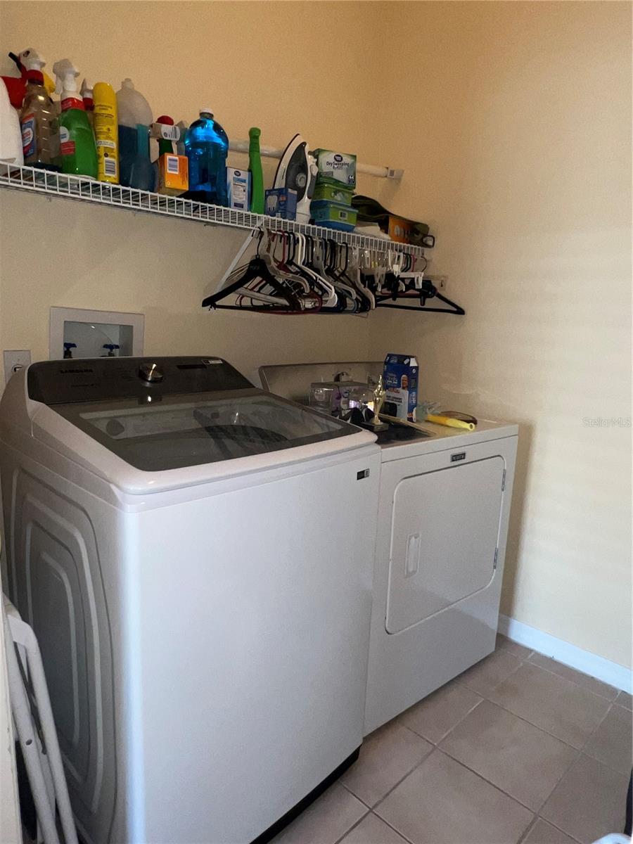 FOUNTAINS AT CYPRESS LAKES II-B THE - Residential