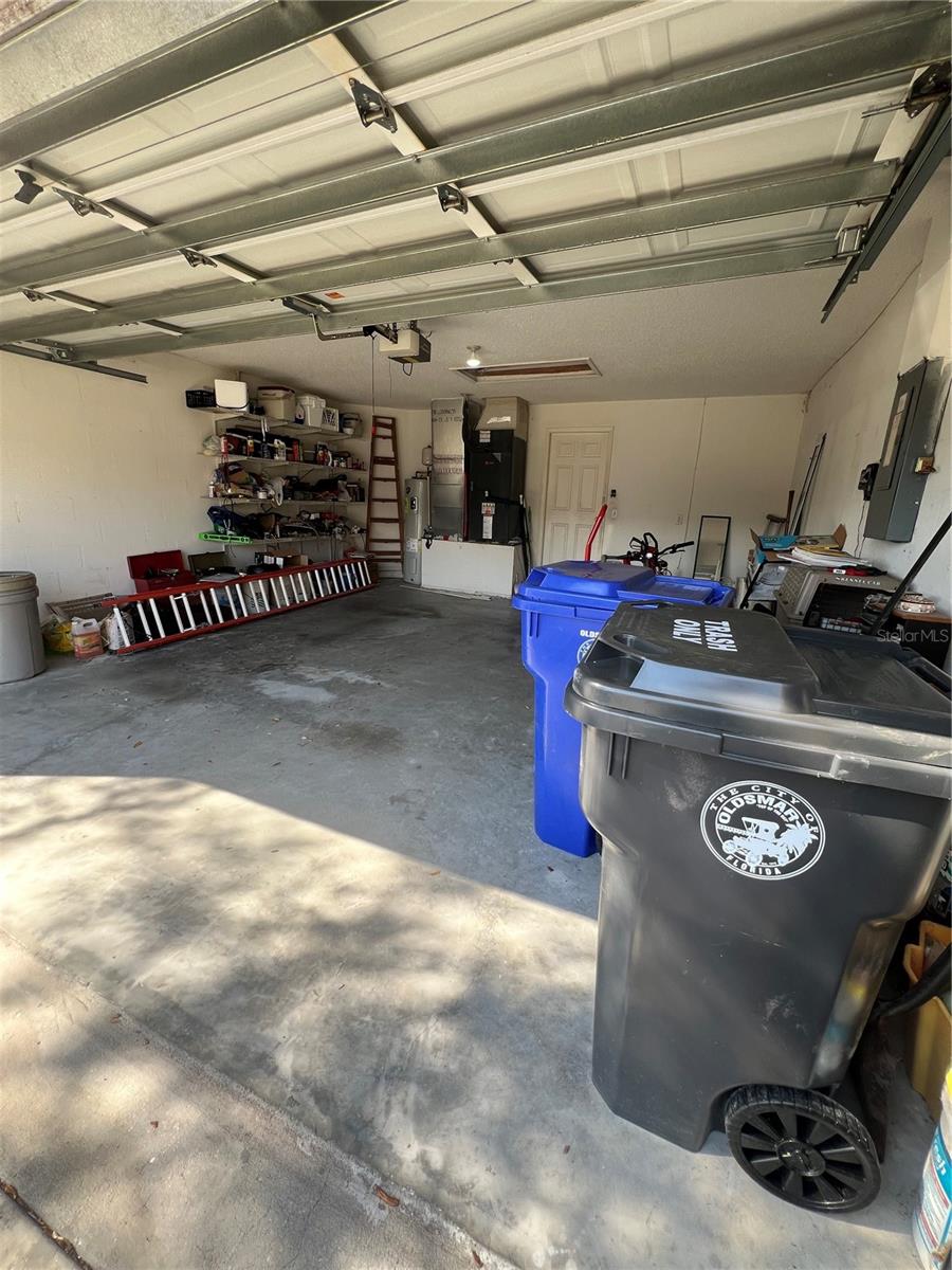 FOUNTAINS AT CYPRESS LAKES II-B THE - Residential