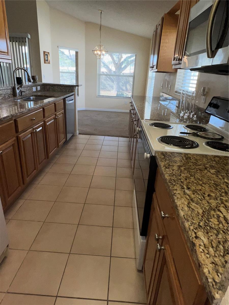 FOUNTAINS AT CYPRESS LAKES II-B THE - Residential