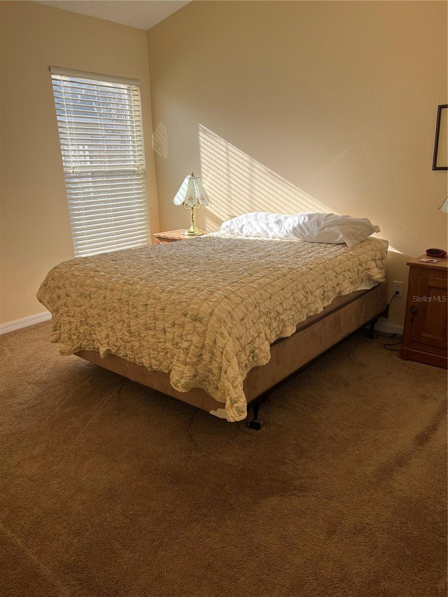 FOUNTAINS AT CYPRESS LAKES II-B THE - Residential