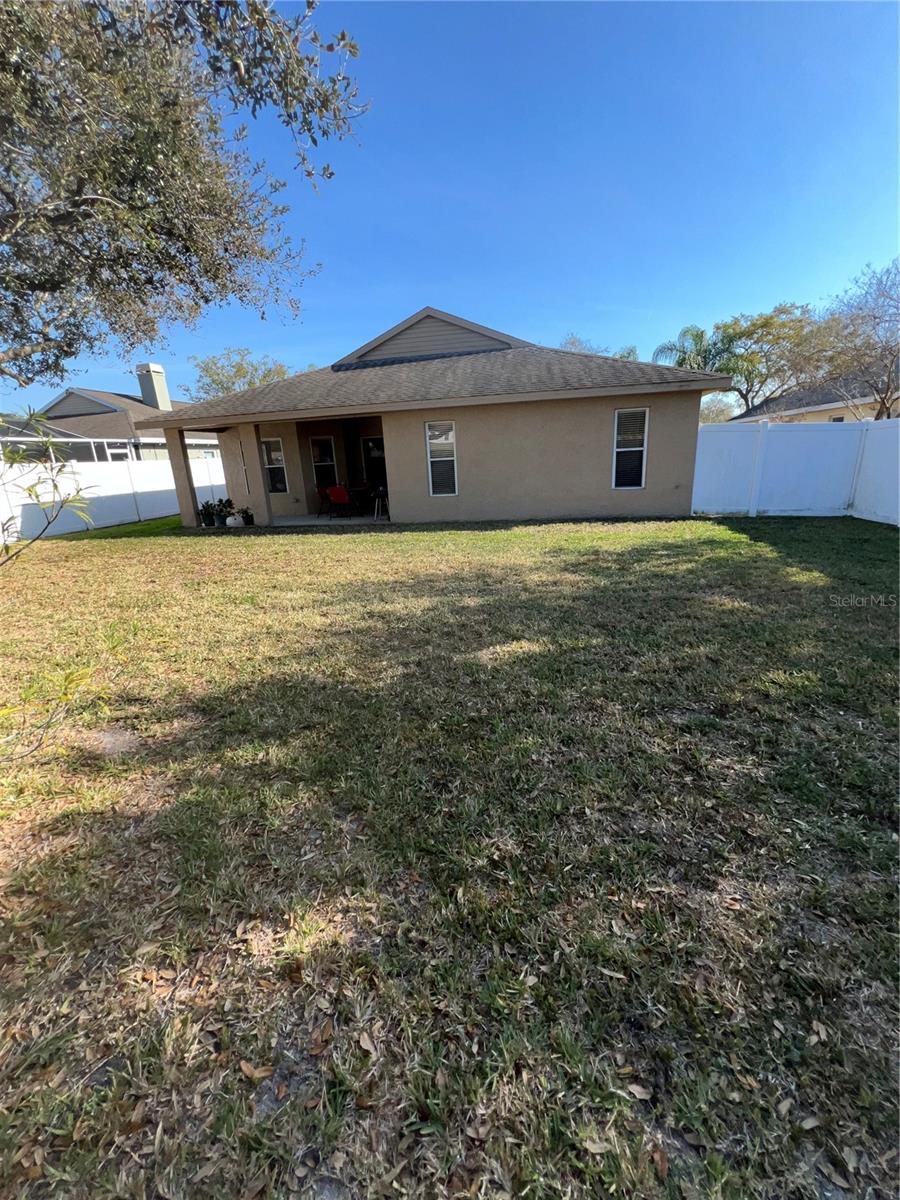 FOUNTAINS AT CYPRESS LAKES II-B THE - Residential