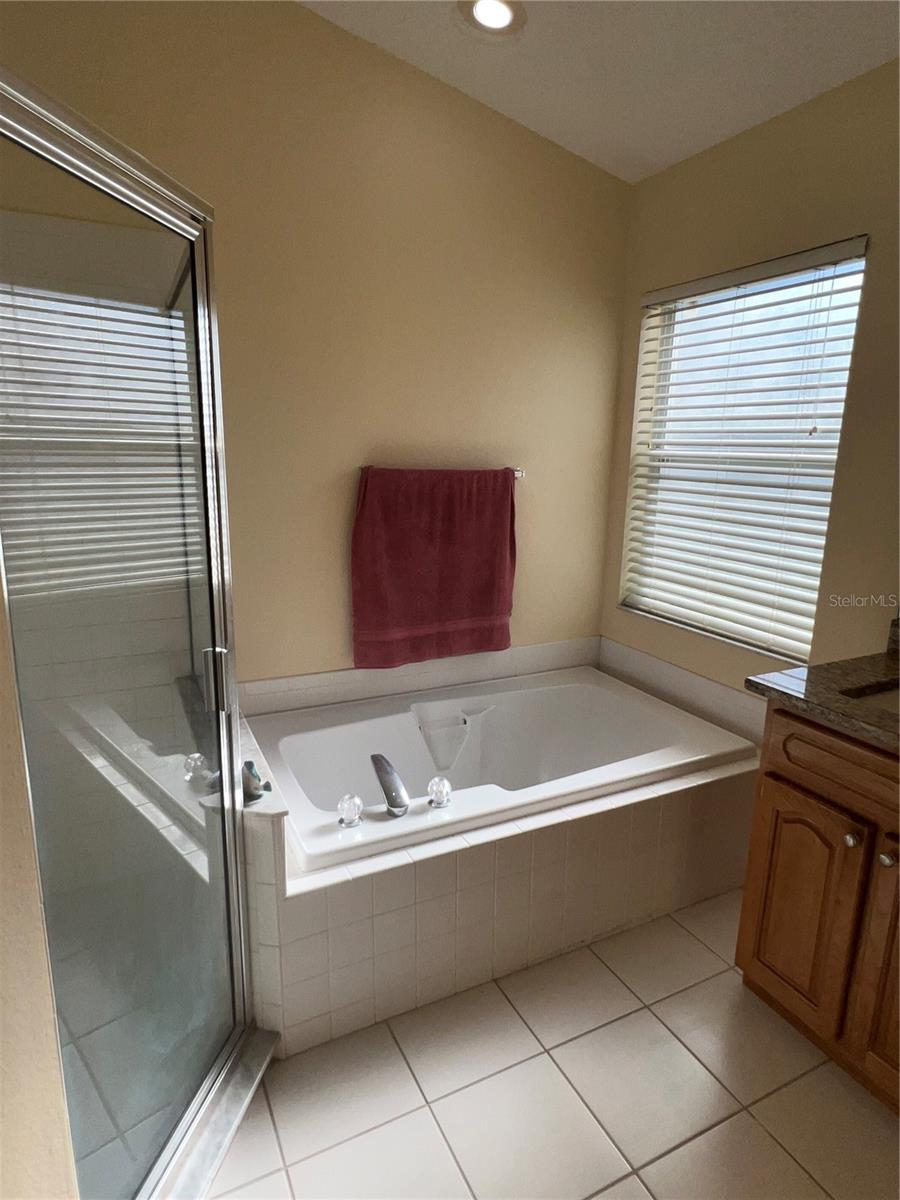 FOUNTAINS AT CYPRESS LAKES II-B THE - Residential