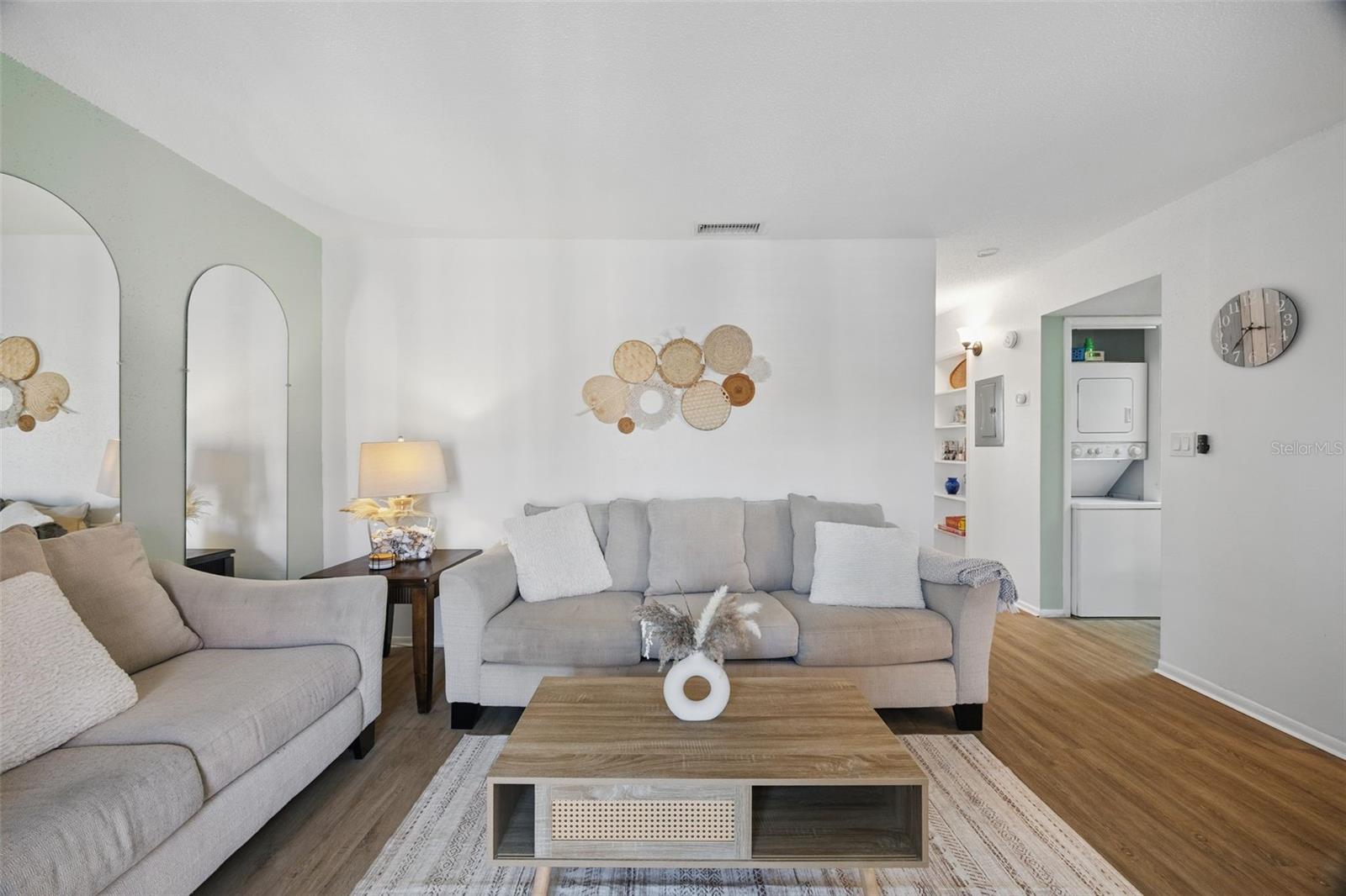 BOCA SHORES CONDO - Residential Lease