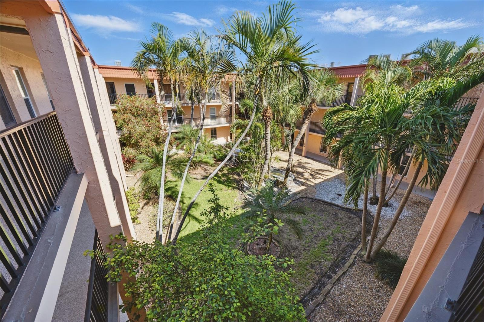 BOCA SHORES CONDO - Residential Lease