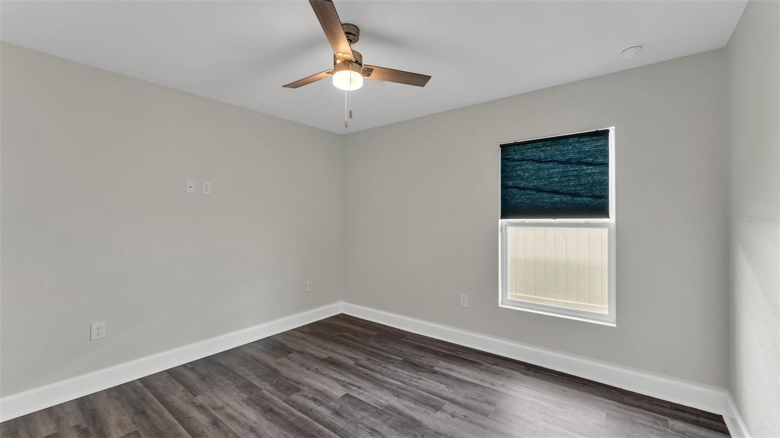 EAGLE POINTE/LAKELAND - Residential