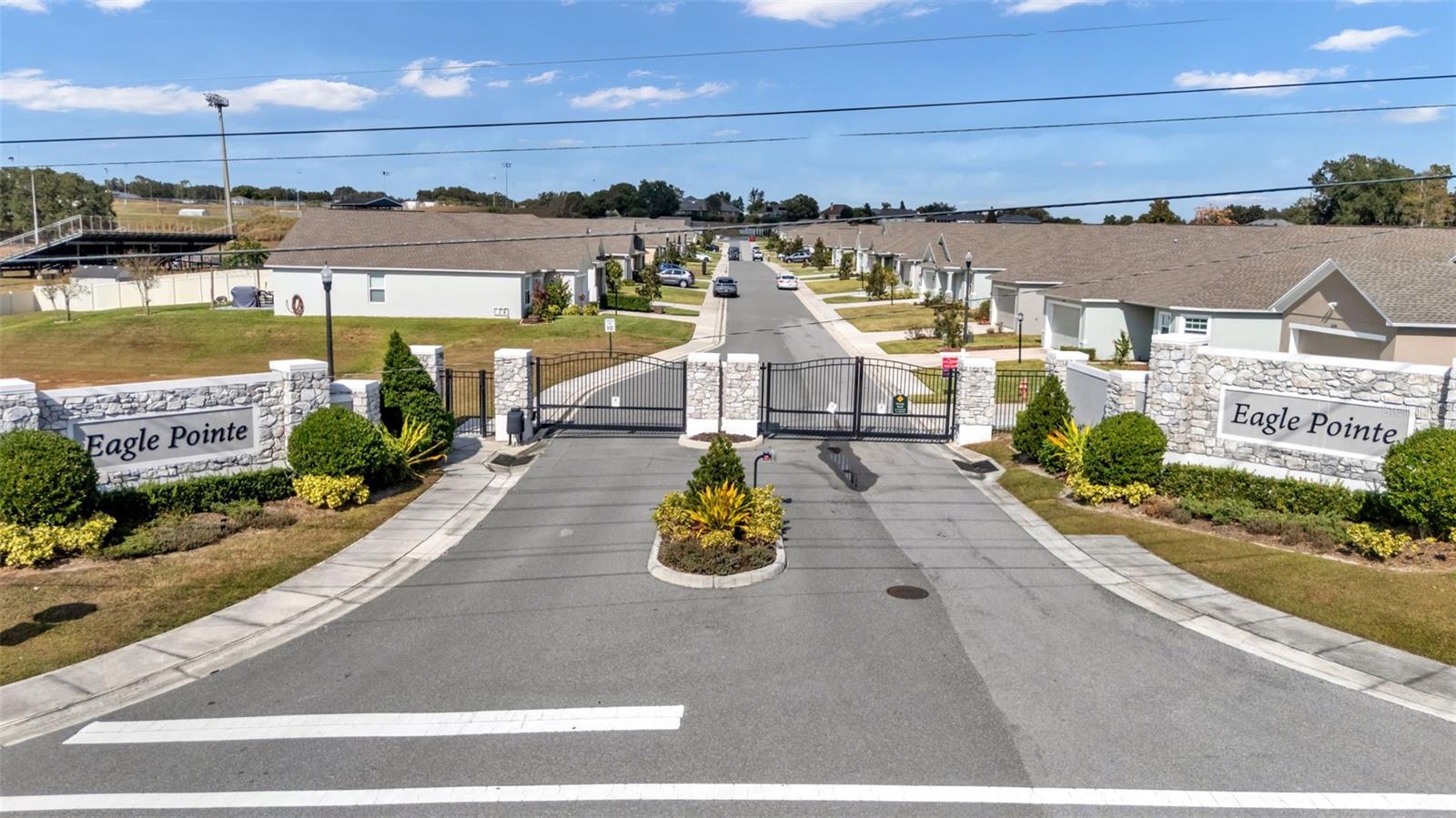 EAGLE POINTE/LAKELAND - Residential