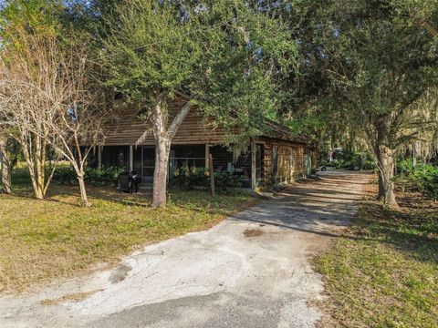 Tiny photo for 541 Blanche Avenue, Umatilla, FL 32784 (MLS # TB8453538)