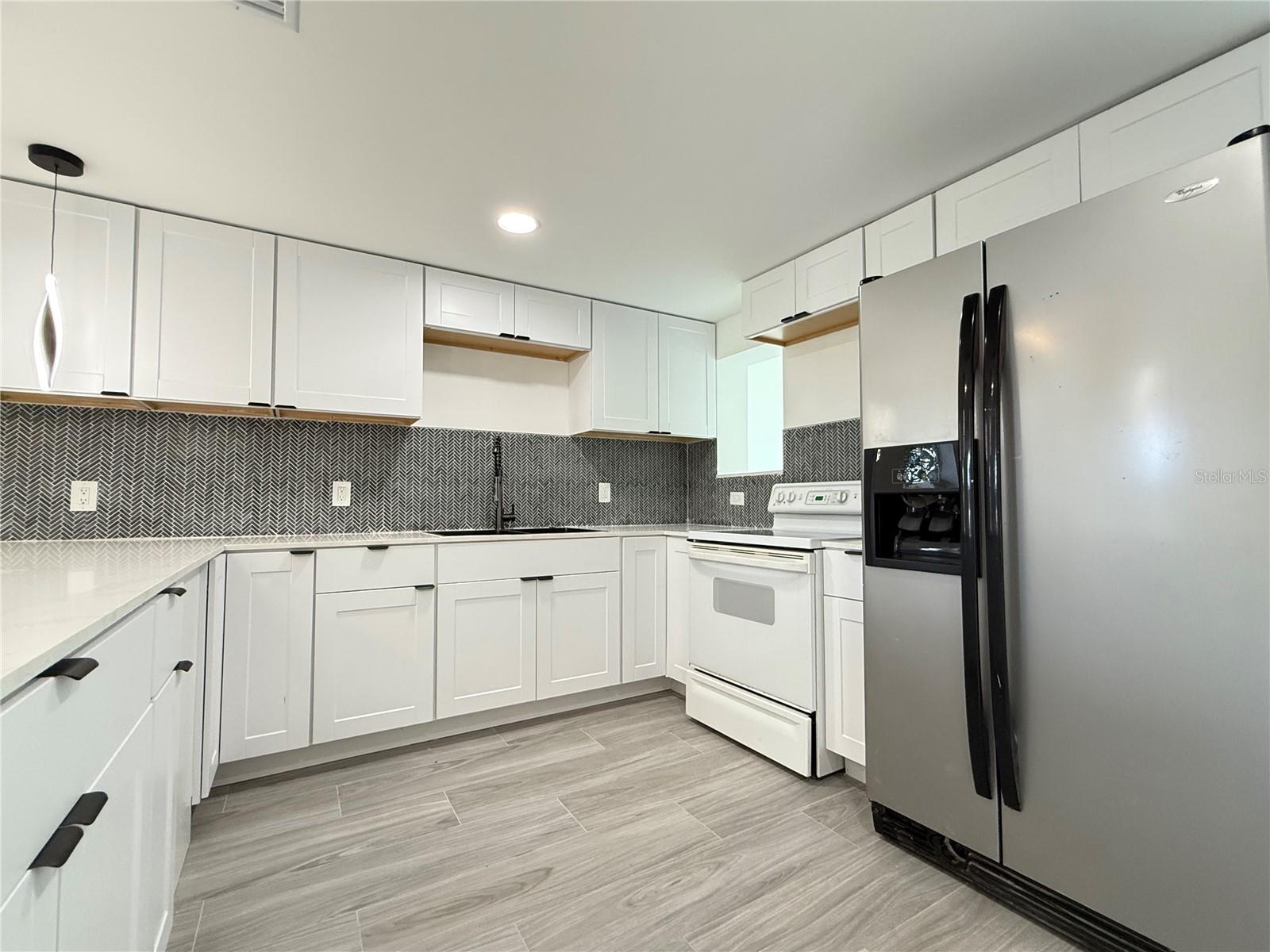 PORT CHARLOTTE SEC 003 - Residential Lease