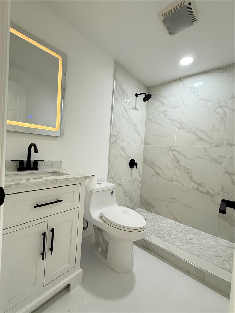 PORT CHARLOTTE SEC 003 - Residential Lease