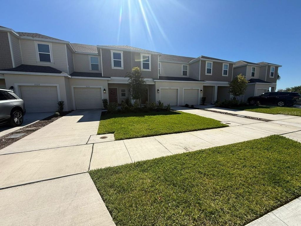 Photo of 5131 Quakers Place, Saint Cloud, FL 34769 (MLS # O6358476)