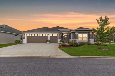 Photo of 1728 Usrey Court, The Villages, FL 34762 (MLS # G5102380)