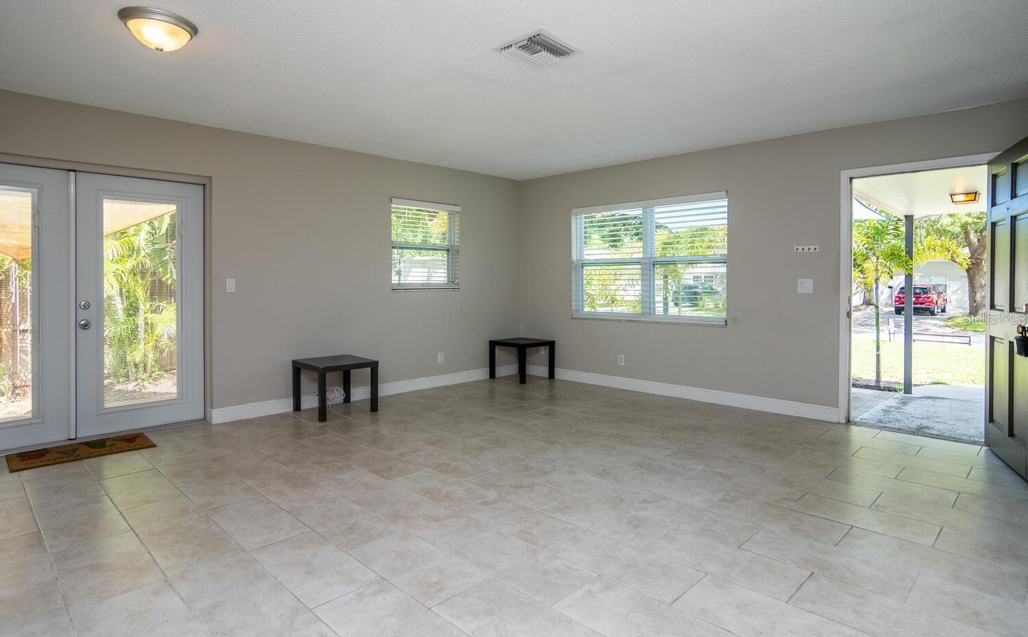 SHOREACRES CENTER - Residential Lease